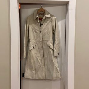 STUNNING Oilily Butter Leather Trench. Sz 34